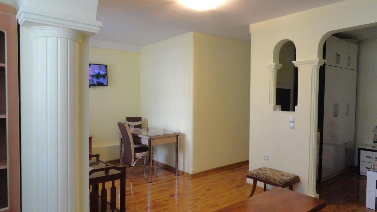 House At Ortachala Apartment Tbilisi Exterior photo
